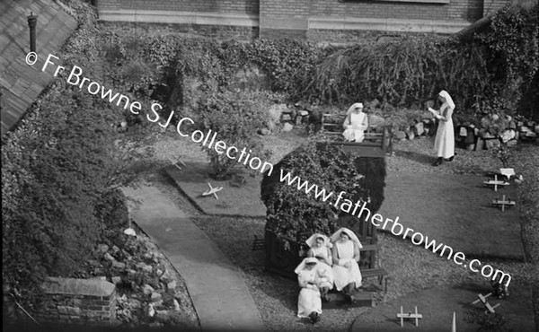 ST VINCENTS NURSES ON RETREAT 1938